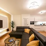 Sunset Penthouse With Spectacular View And Jacuzzi Apartman Zára