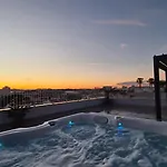 Sunset Penthouse With Spectacular View And Jacuzzi * Zára