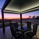 Sunset Penthouse With Spectacular View And Jacuzzi Zadar