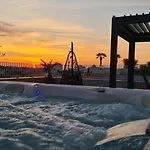 Daire Sunset Penthouse With Spectacular View And Jacuzzi Zadar