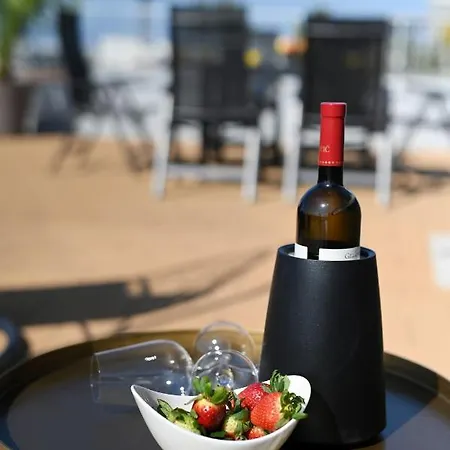 Sunset Penthouse With Spectacular View And Jacuzzi * Zadar