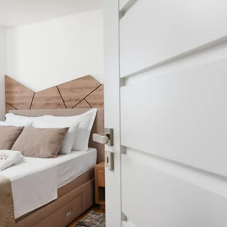 Sunset Penthouse With Spectacular View And Jacuzzi Apartment