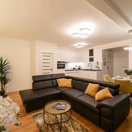 Sunset Penthouse With Spectacular View And Jacuzzi