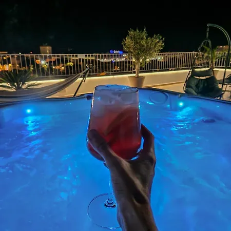 Sunset Penthouse With Spectacular View And Jacuzzi Ζαντάρ