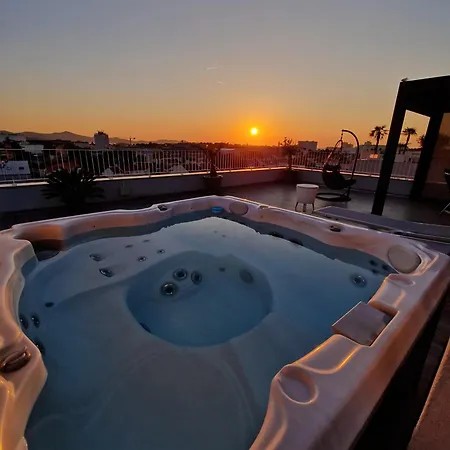 Sunset Penthouse With Spectacular View And Jacuzzi Ζαντάρ
