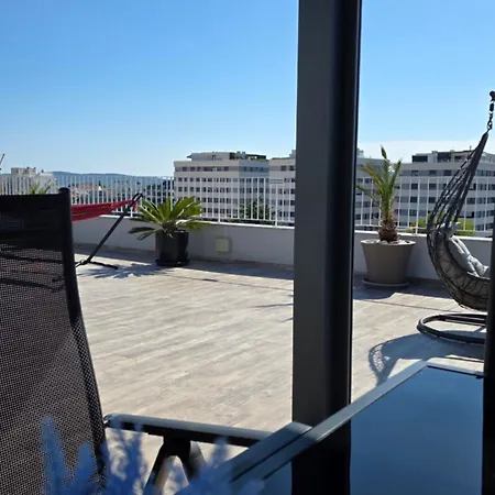 Sunset Penthouse With Spectacular View And Jacuzzi Zadar