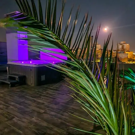 Διαμέρισμα Sunset Penthouse With Spectacular View And Jacuzzi *