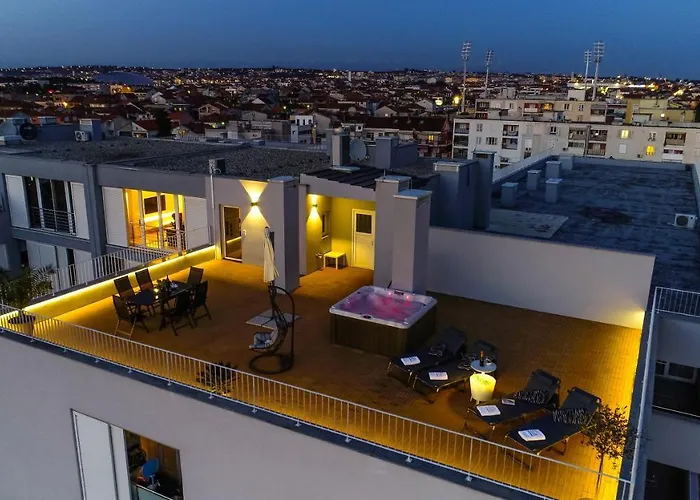 شقة Sunset Penthouse With Spectacular View And Jacuzzi زادار