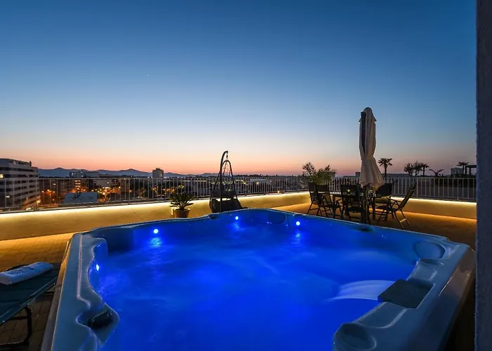 Sunset Penthouse With Spectacular View And Jacuzzi * Zadar