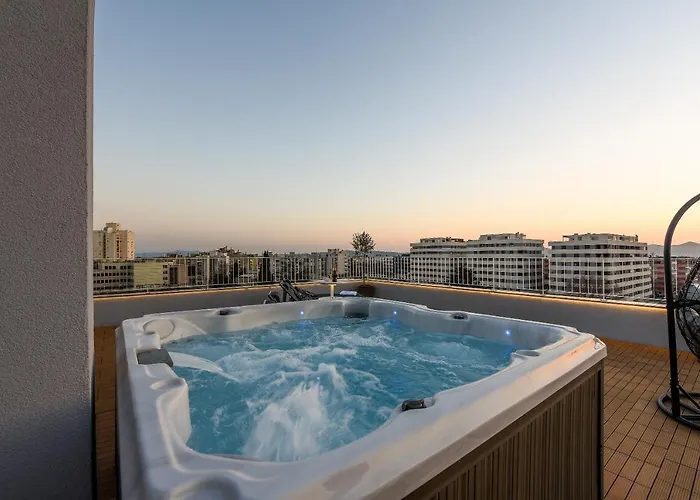 Sunset Penthouse With Spectacular View And Jacuzzi شقة زادار