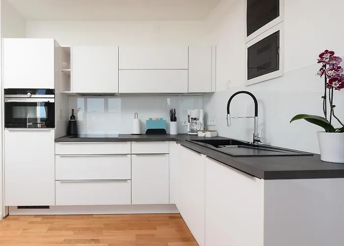 Sunset Penthouse With Spectacular View And Jacuzzi * زادار