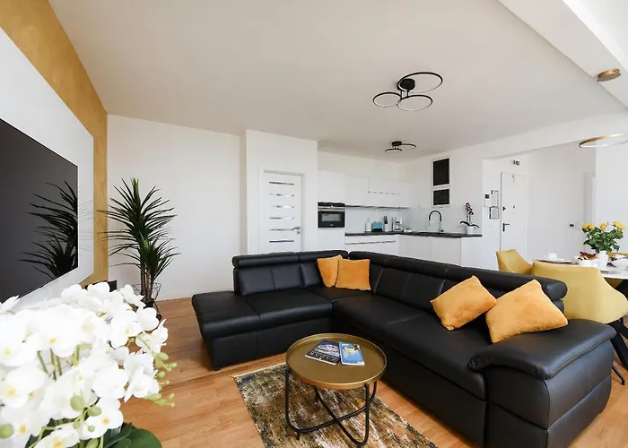 Sunset Penthouse With Spectacular View And Jacuzzi * زادار