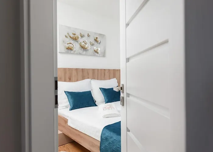 Sunset Penthouse With Spectacular View And Jacuzzi * زادار