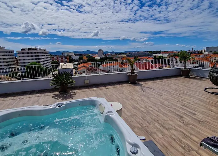 Apartment Sunset Penthouse With Spectacular View And Jacuzzi *